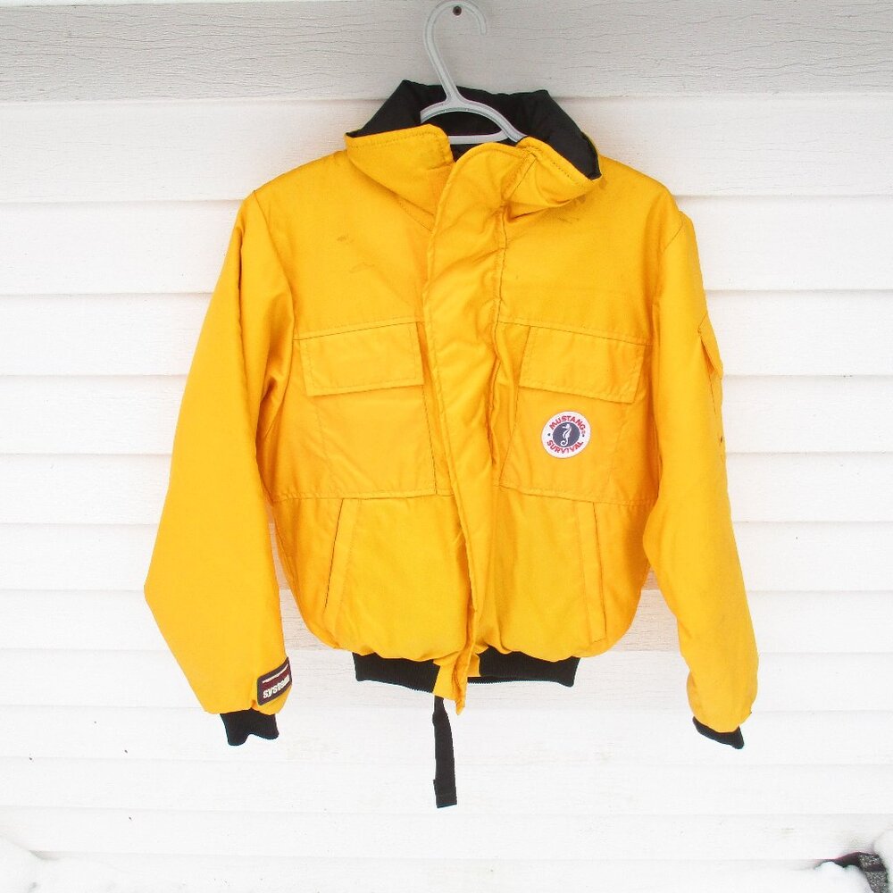 Mustang Survival Flotation Jacket Men's SMALL Adult Yellow Type 3 PFD MJ6214